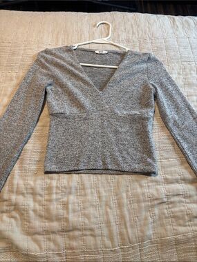 Ardene Gray V-Neck Long Sleeve Top